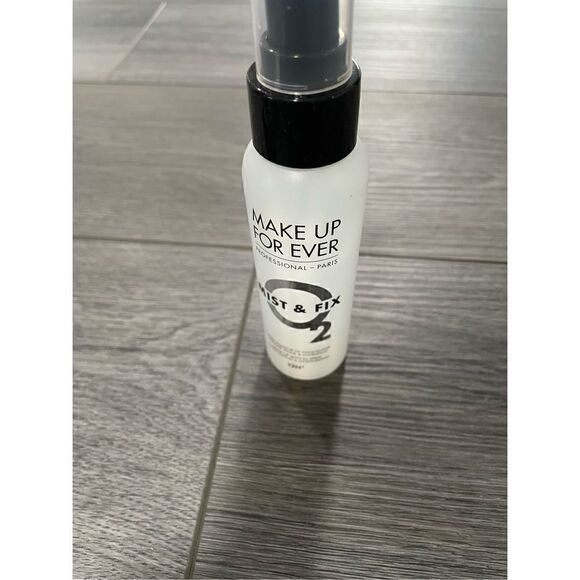 NEW MAKE UP FOR EVER Mist And Fix O2 12H Setting Spray 100ml/3.38 FL - Picture 3 of 4